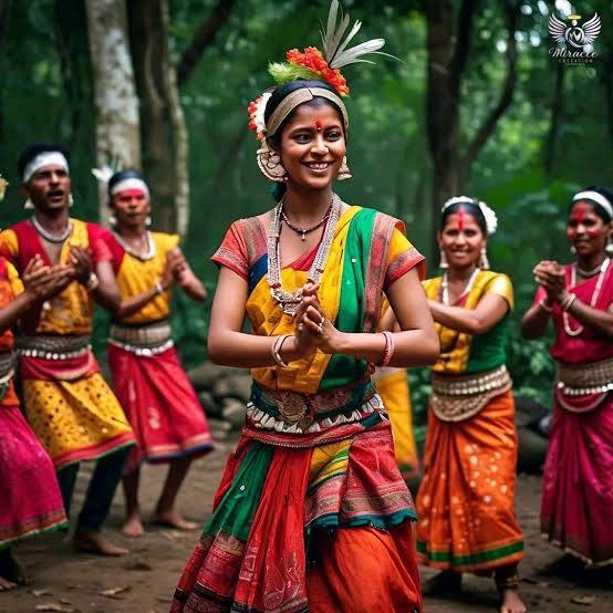 Adivasi Hakki Pikki Neelambari Herbal Hair Oil